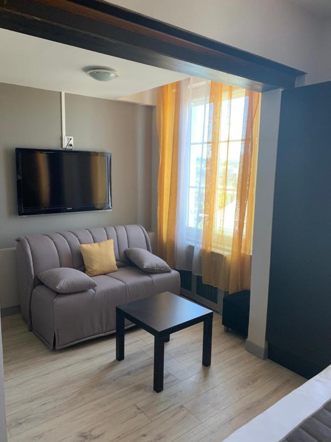 Hotel L'Escale De La Gare Saumur Esterno foto